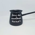 Emajl džezva različne barve: začni dan z nasmehom