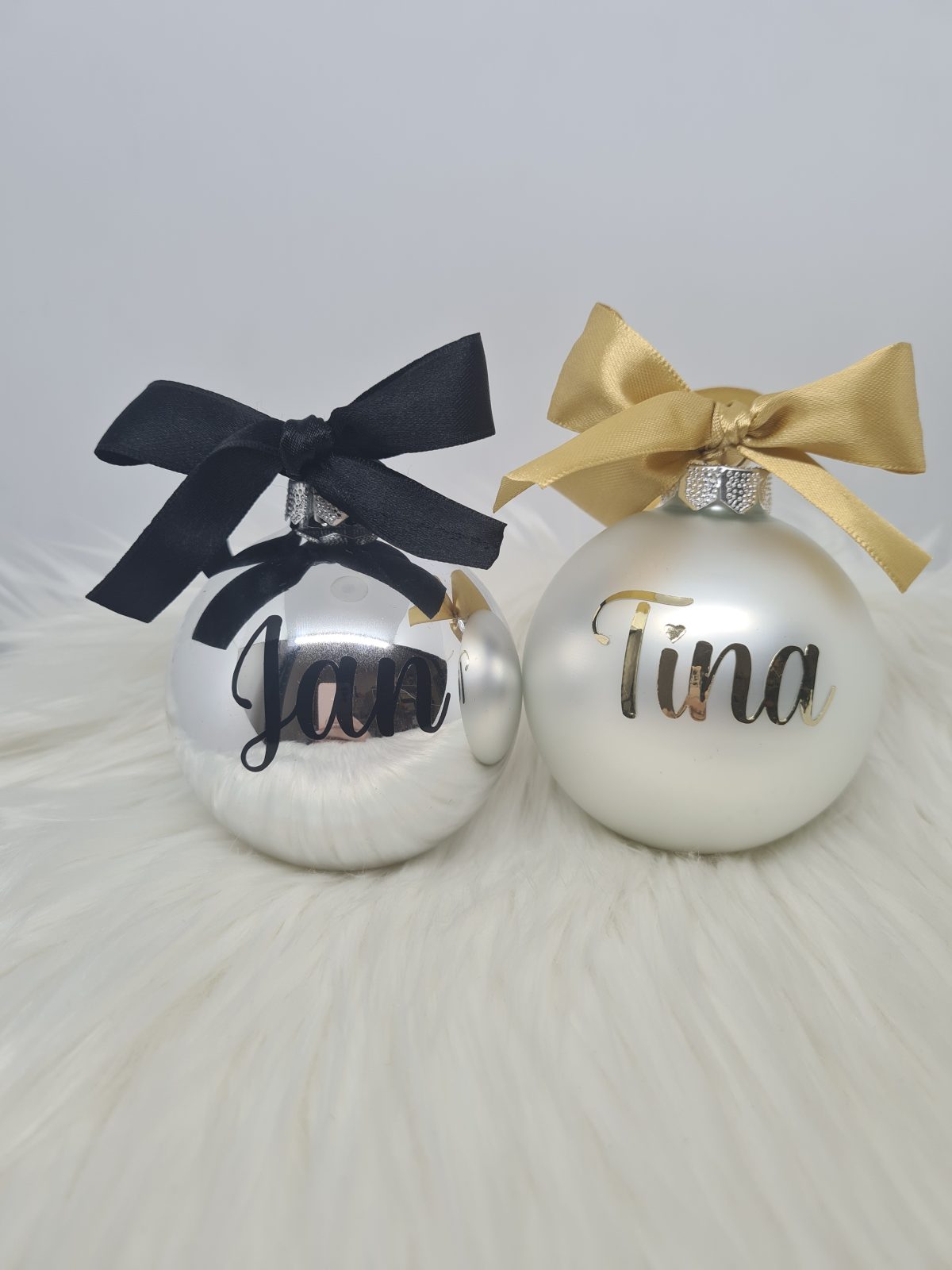 Personalizirana bunkica (okrasek za smrečico) - srebrna - slika 2