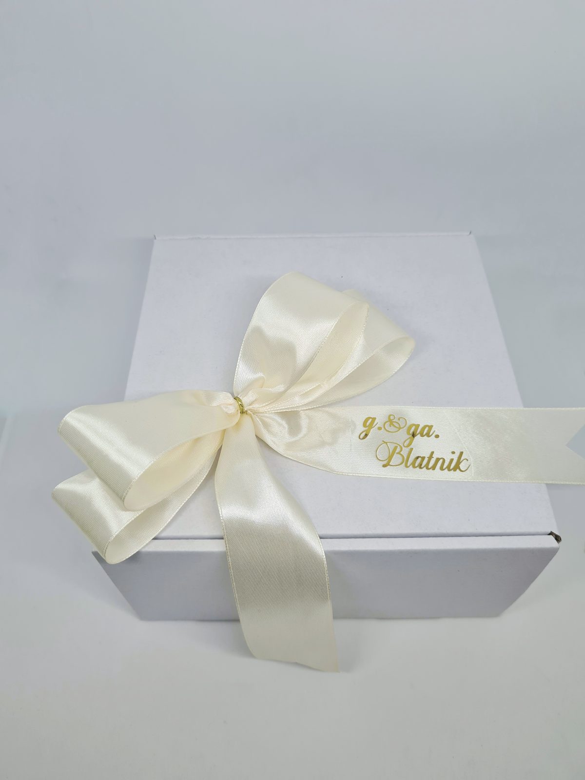 Dekorativna pentlja s personaliziranim napisom - različne barve - slika 4