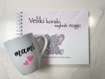 Otroški album in skodelica za mamice: roza
