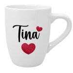 Skodelica personalizirano ime in dva bleščeča srčka