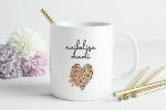 Skodelica srce leopardji vzorec (najboljša mami ali personaliziran napis)